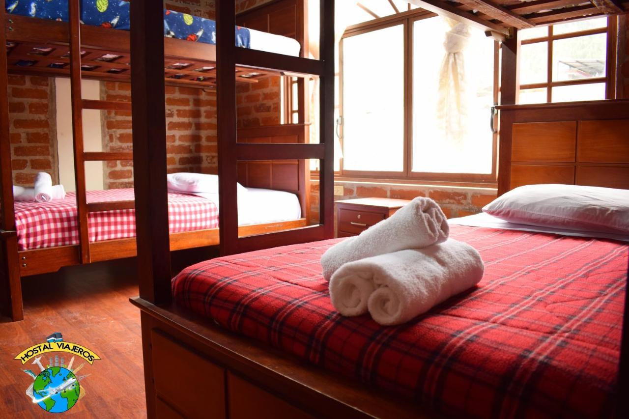 באניוס Hostal Viajero'S מראה חיצוני תמונה
